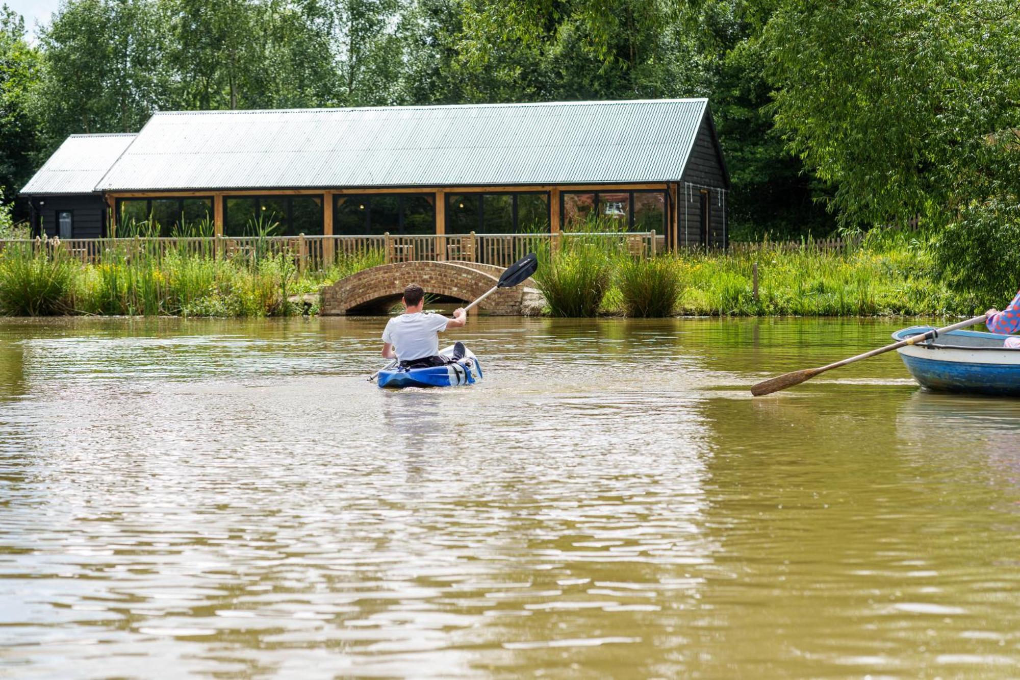 Villa Vineyard Oast Sleeps 25 Wavehorne Esterno foto
