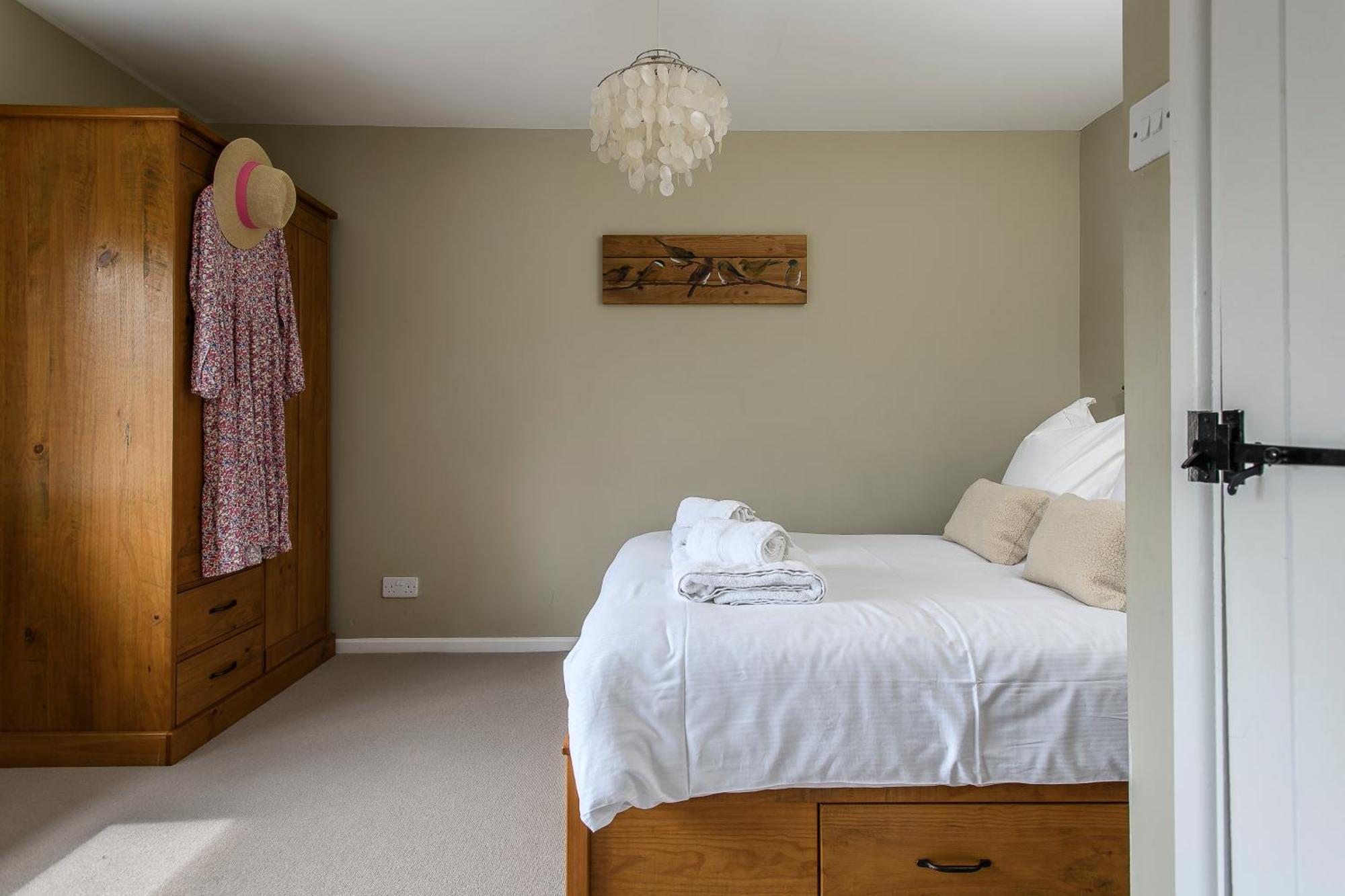 Villa Vineyard Oast Sleeps 25 Wavehorne Esterno foto