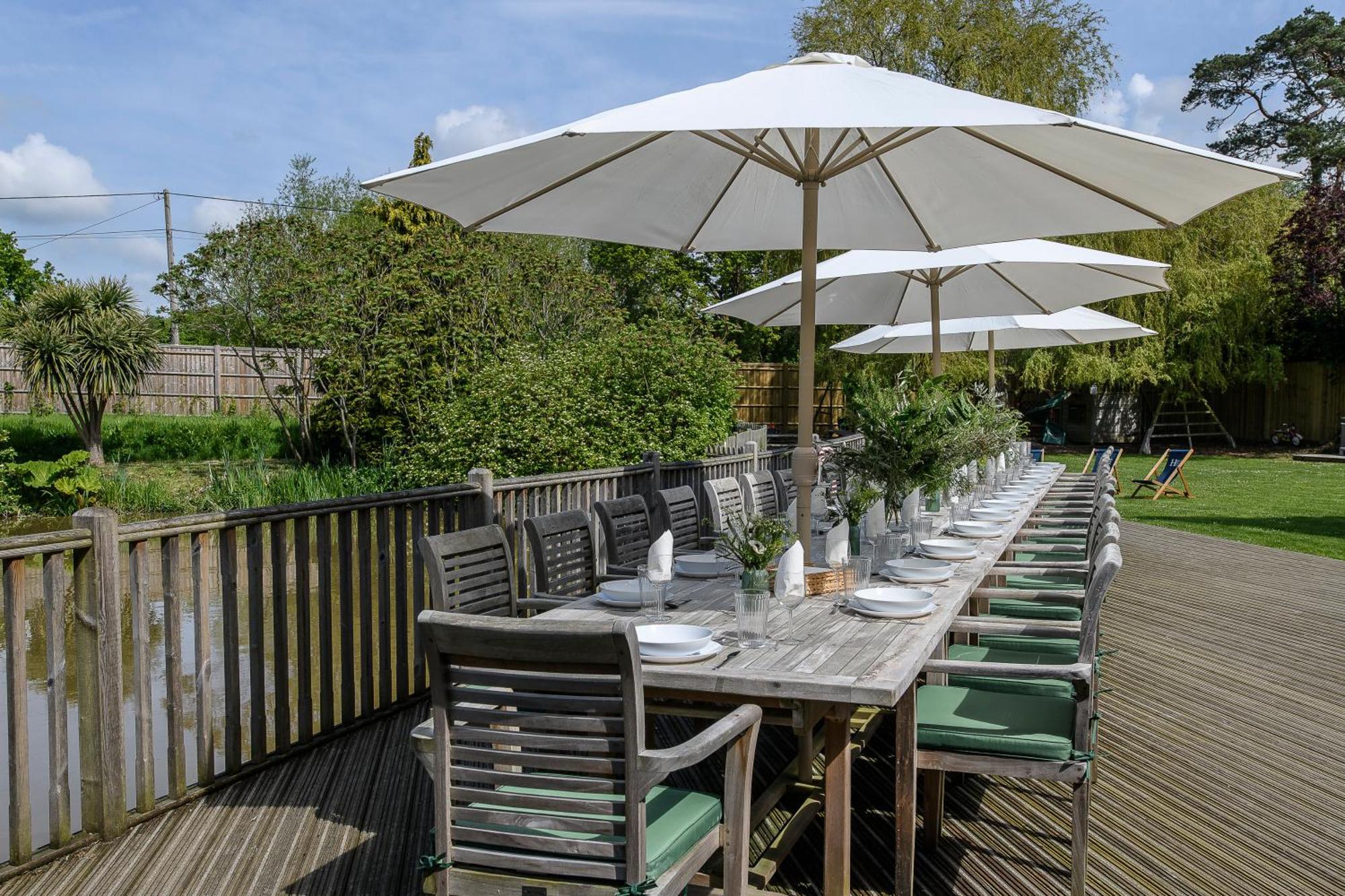 Villa Vineyard Oast Sleeps 25 Wavehorne Esterno foto